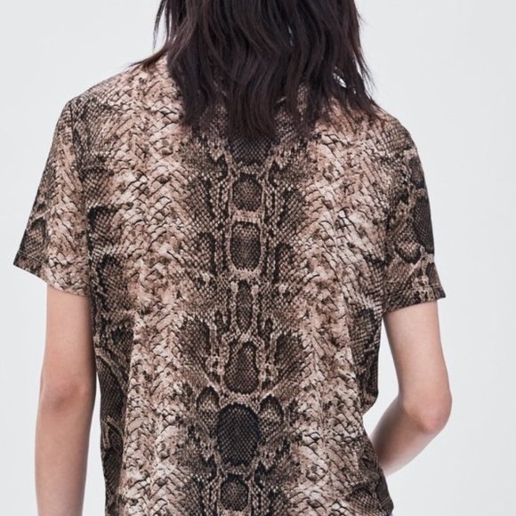 Zara Trafaluc Snakeskin Short Sleeve Tee Shirt Top Size S NWT - Picture 3 of 10